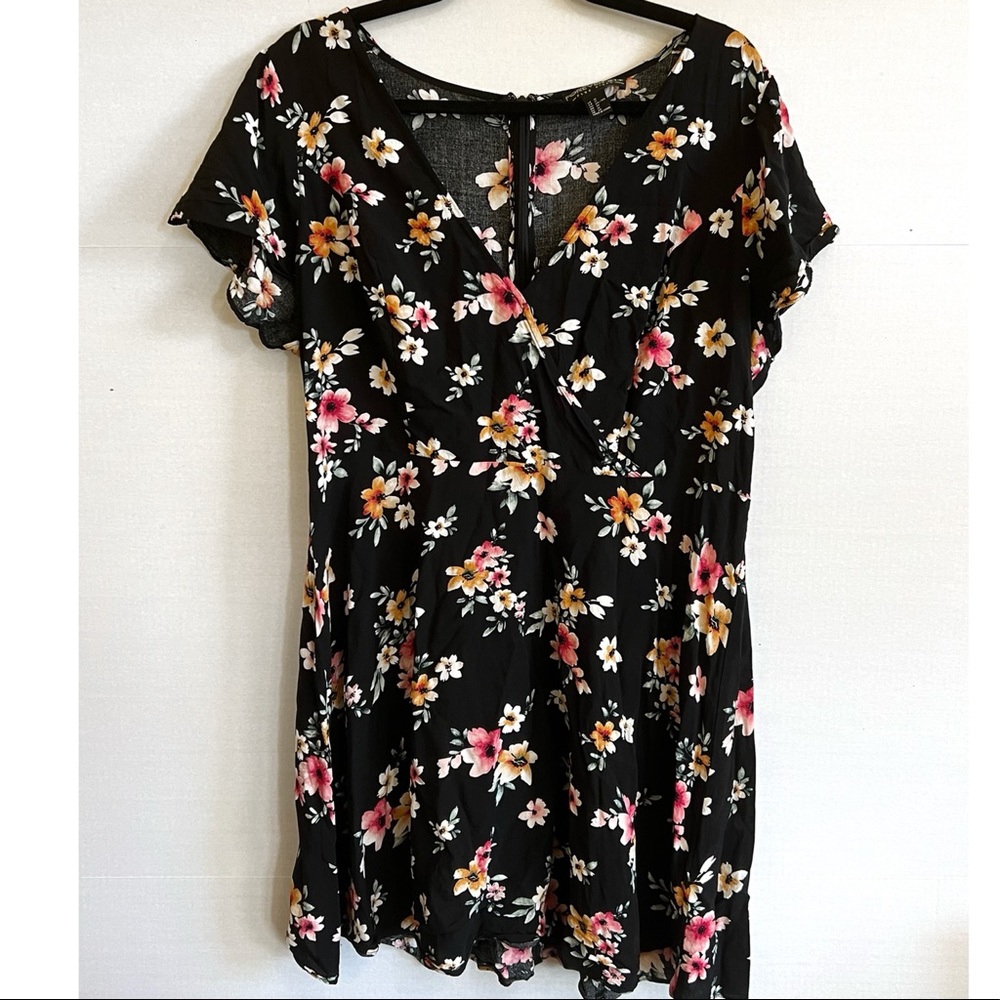 Forever 21 + Floral Faux Wrap Dress